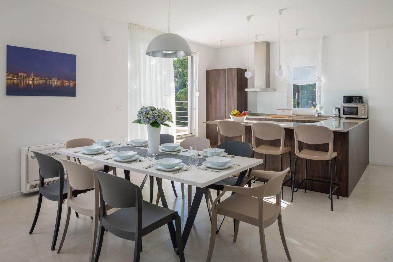 Luxury Villa Lucice View Милна Екстериор снимка