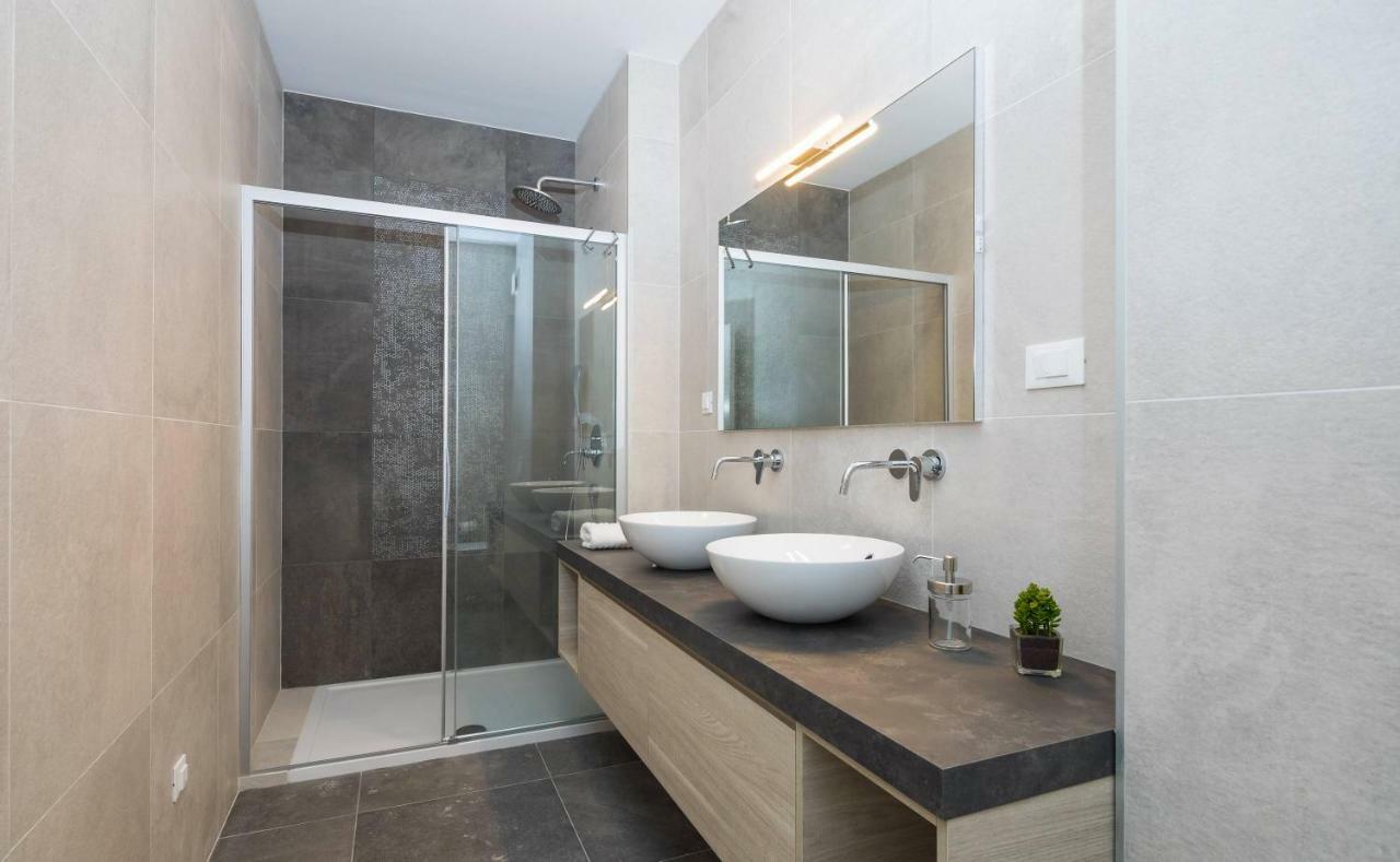 Luxury Villa Lucice View Милна Екстериор снимка
