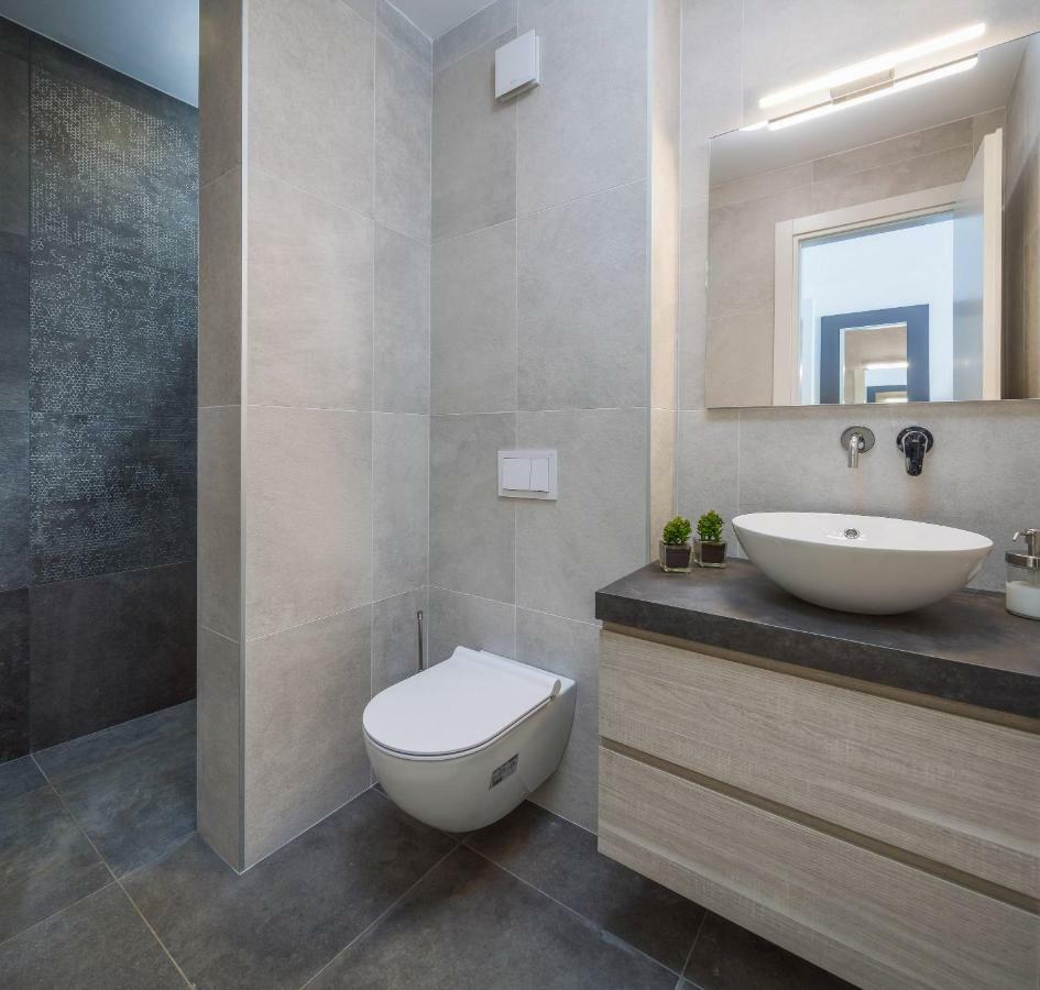 Luxury Villa Lucice View Милна Екстериор снимка